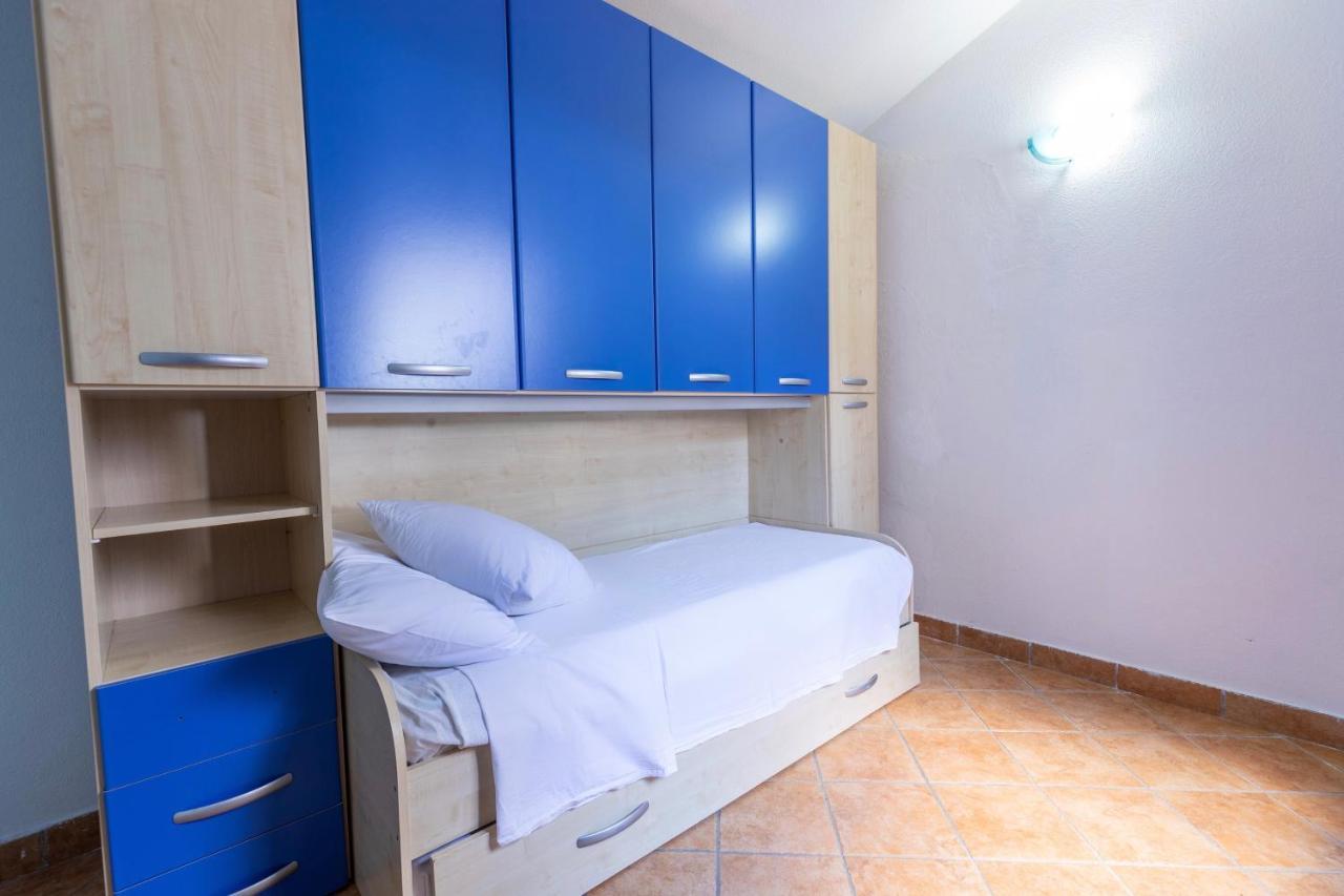 Vista Mare Apartment 6 オルビア エクステリア 写真